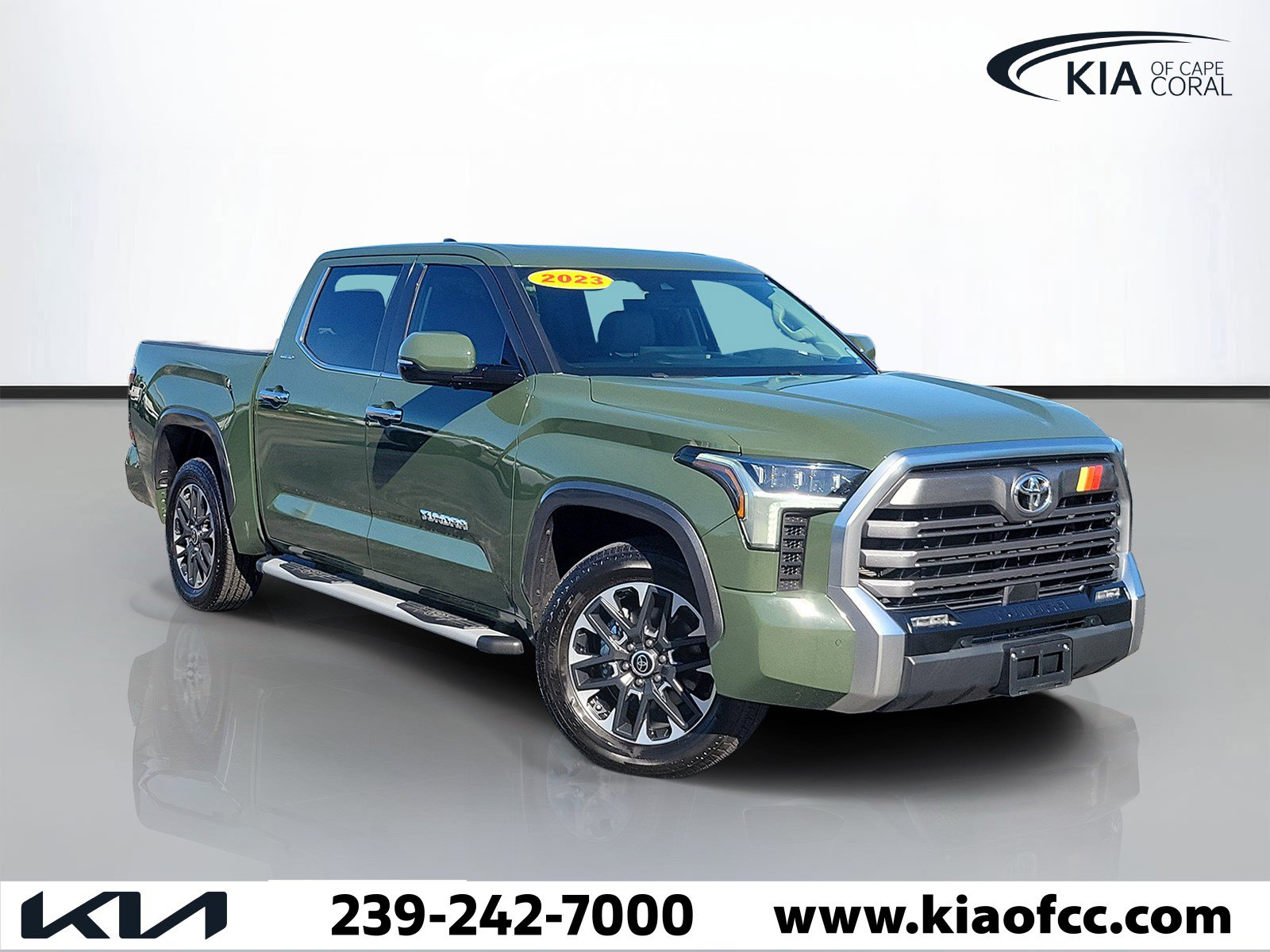 Used 2023 Toyota Tundra Limited RWD image 1