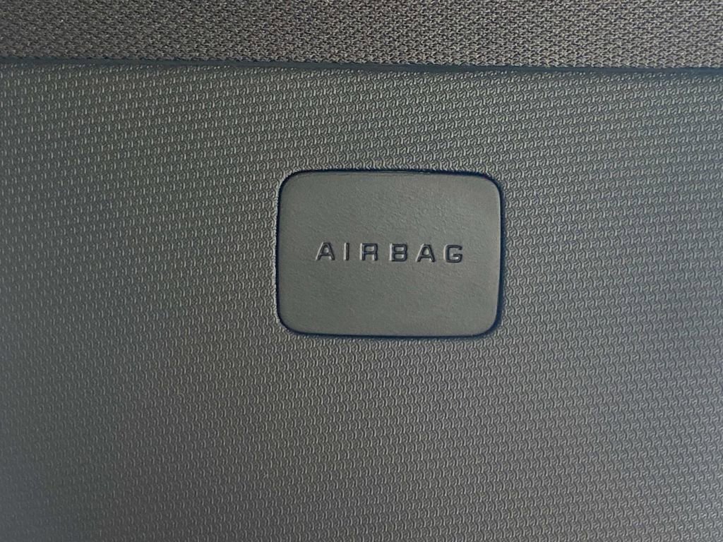 New 2026 Chevrolet Equinox ACTIV w/ Convenience Package III image 30