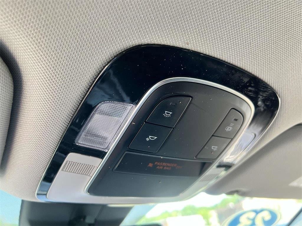 Used 2023 Hyundai Santa Fe SE image 28