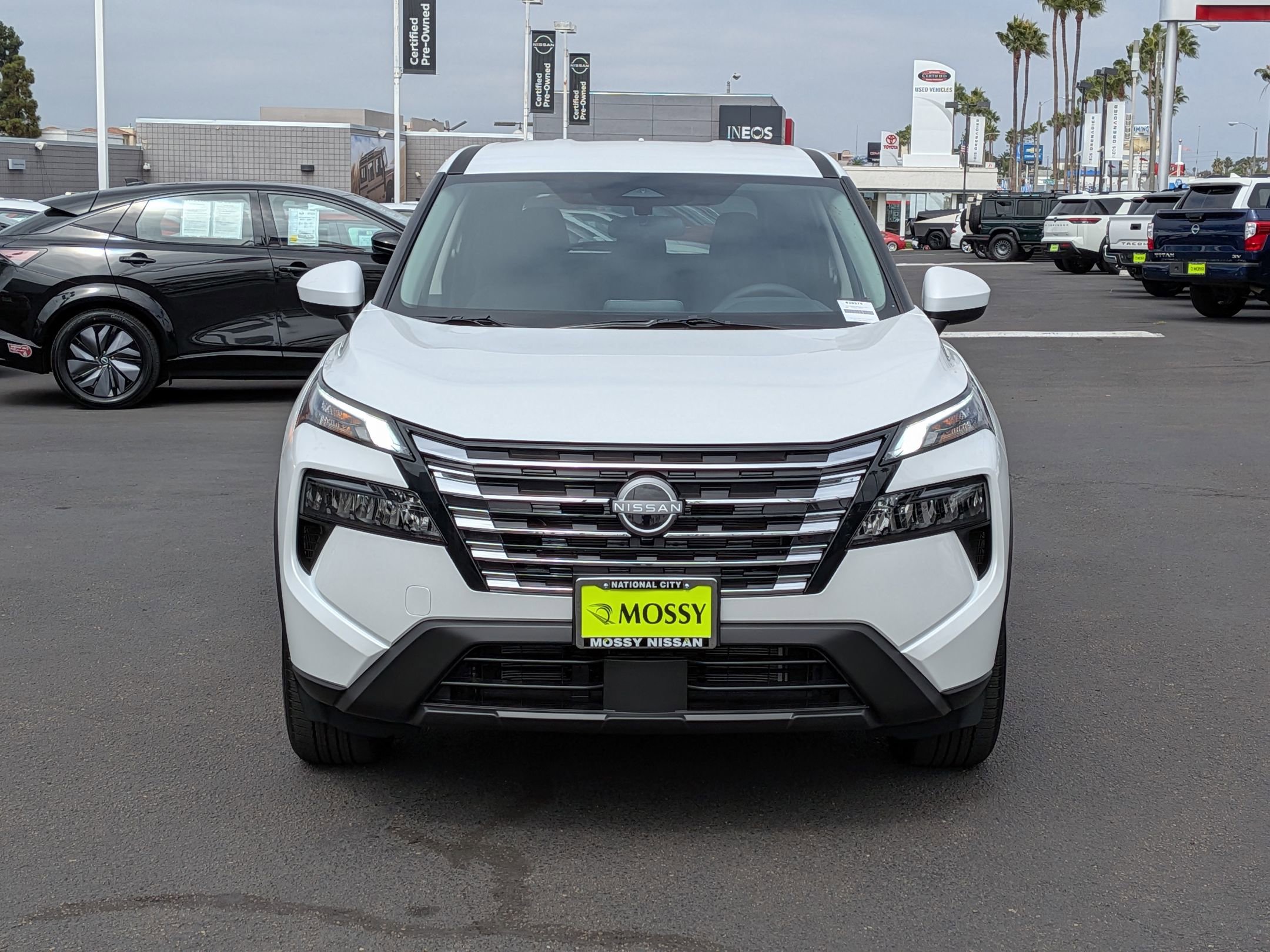 New 2026 Nissan Rogue SV image 4