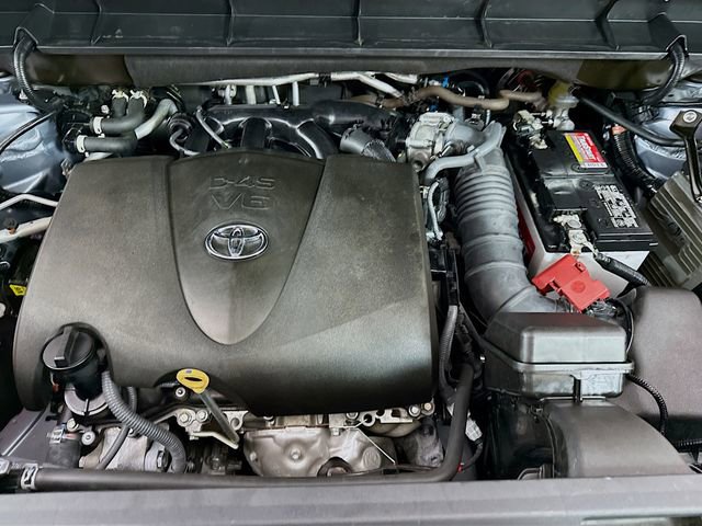 Used 2022 Toyota Highlander XLE image 32