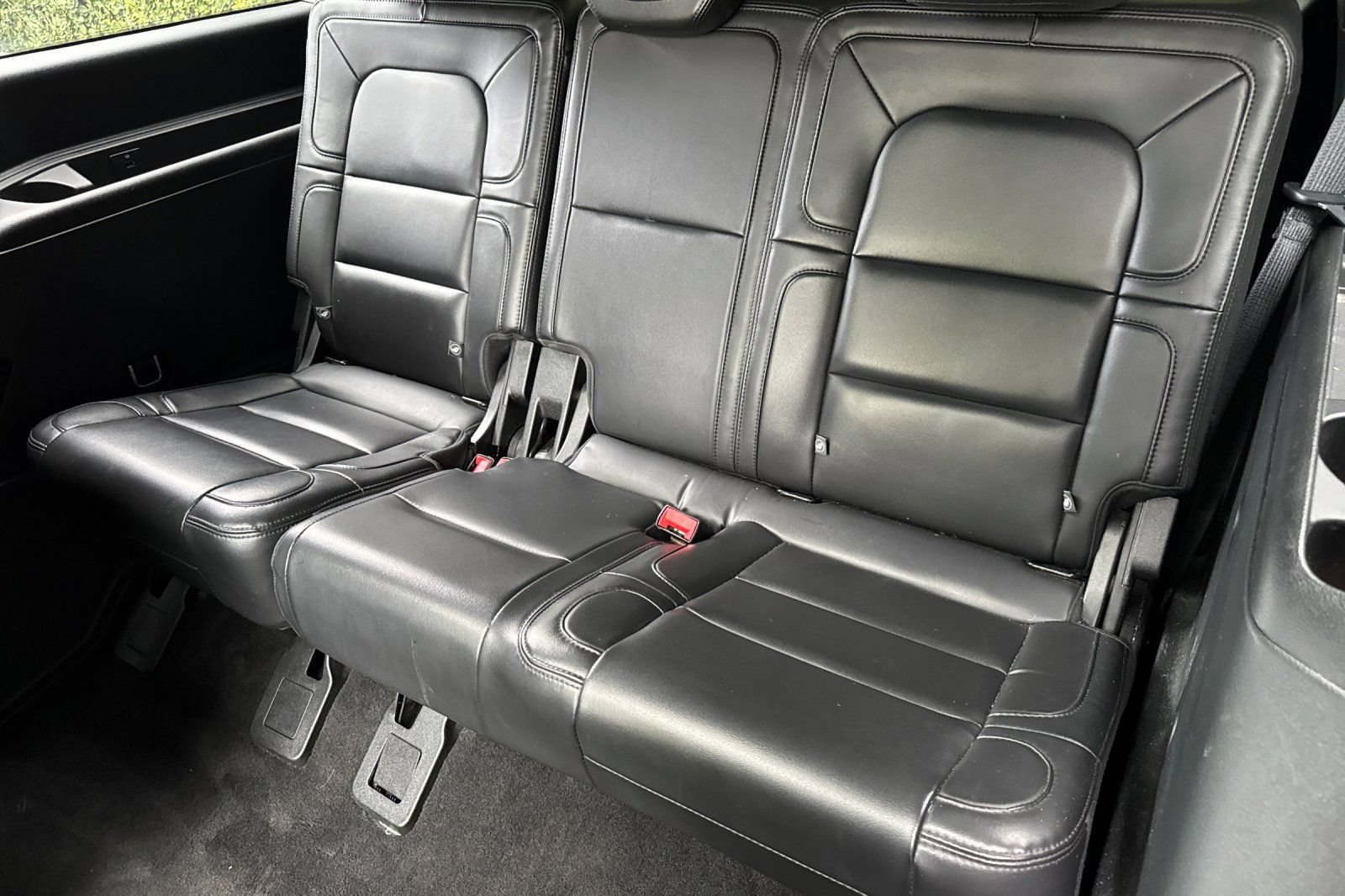 Used 2021 Lincoln Navigator Reserve w/ Luxury Package AWD/4WD image 16