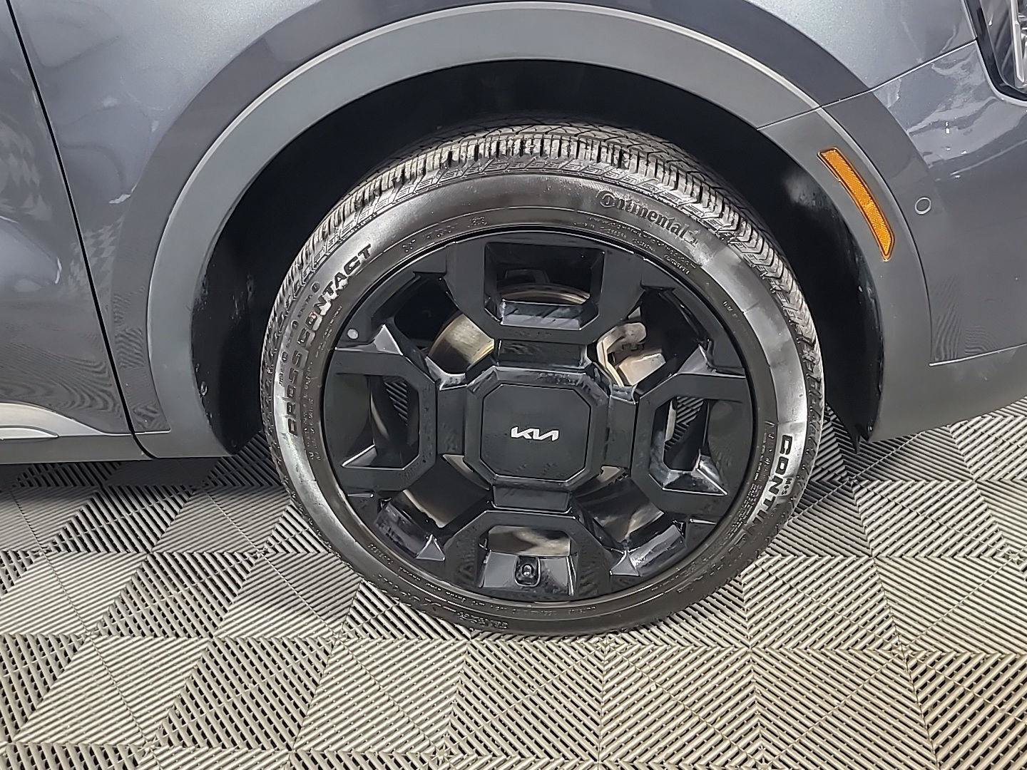 Used 2024 Kia Sorento SX Prestige AWD/4WD image 3