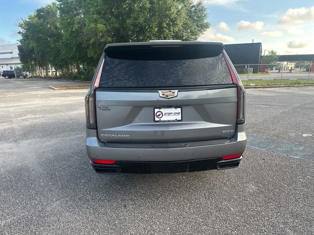 Used 2021 Cadillac Escalade Sport w/ Driver Assist Tech Package AWD/4WD image 6