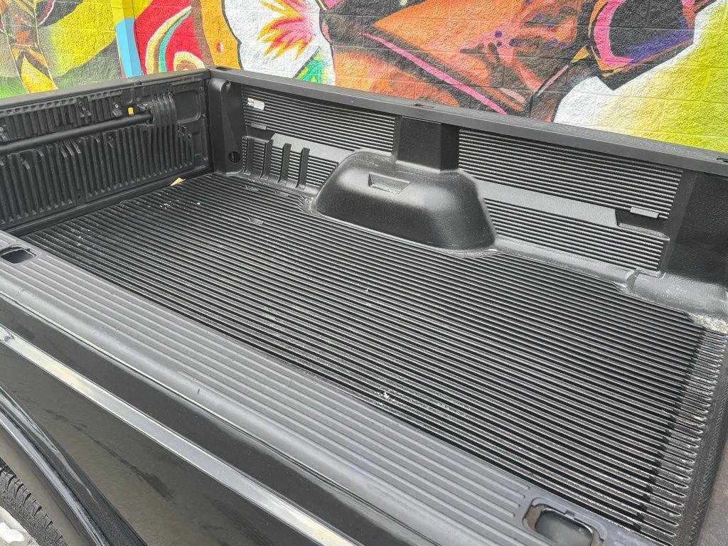 Used 2016 Ford F350 Lariat w/ Lariat Ultimate Package image 8