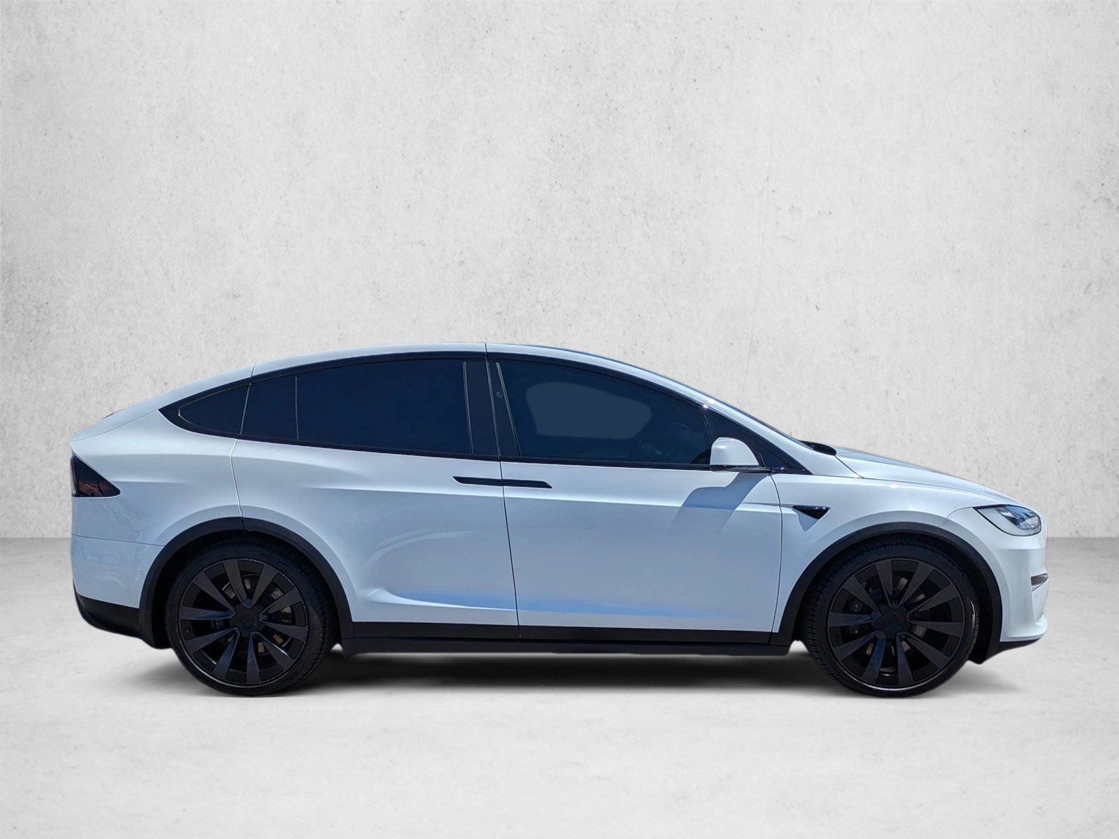 Used 2023 Tesla Model X AWD/4WD video 4