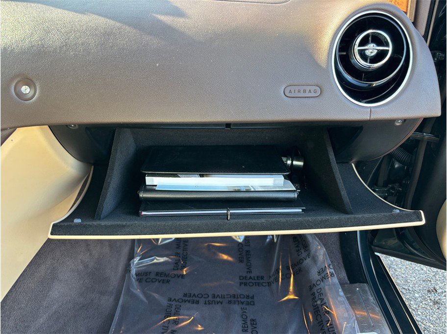 Used 2017 Jaguar XJ R-Sport image 48