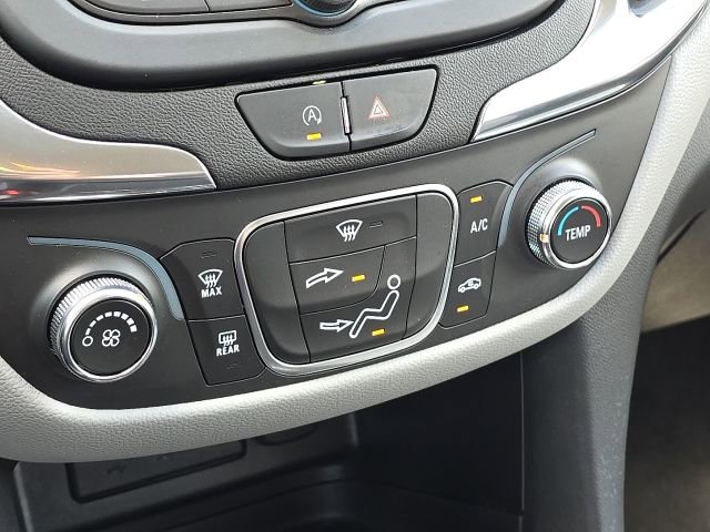 Used 2023 Chevrolet Equinox LS w/ LS Convenience Package FWD image 32