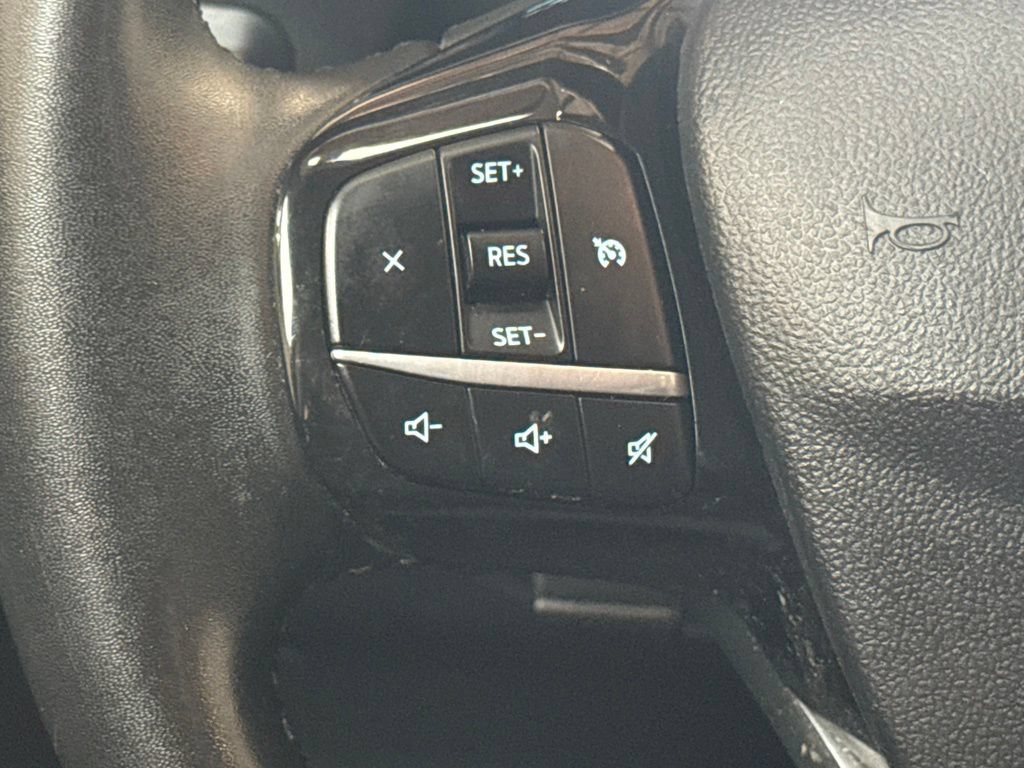 Used 2022 Ford Escape SE w/ Cold Weather Package AWD/4WD image 16