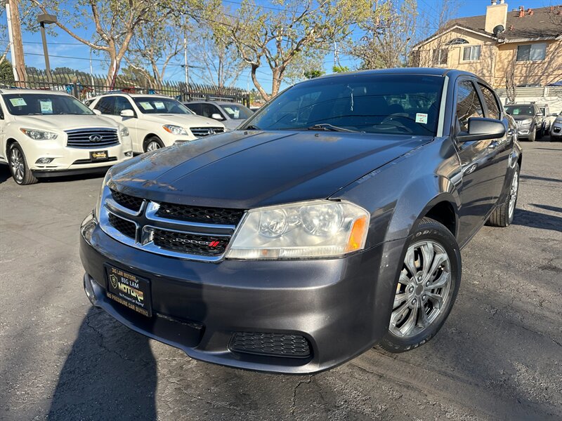 Used 2014 Dodge Avenger SE