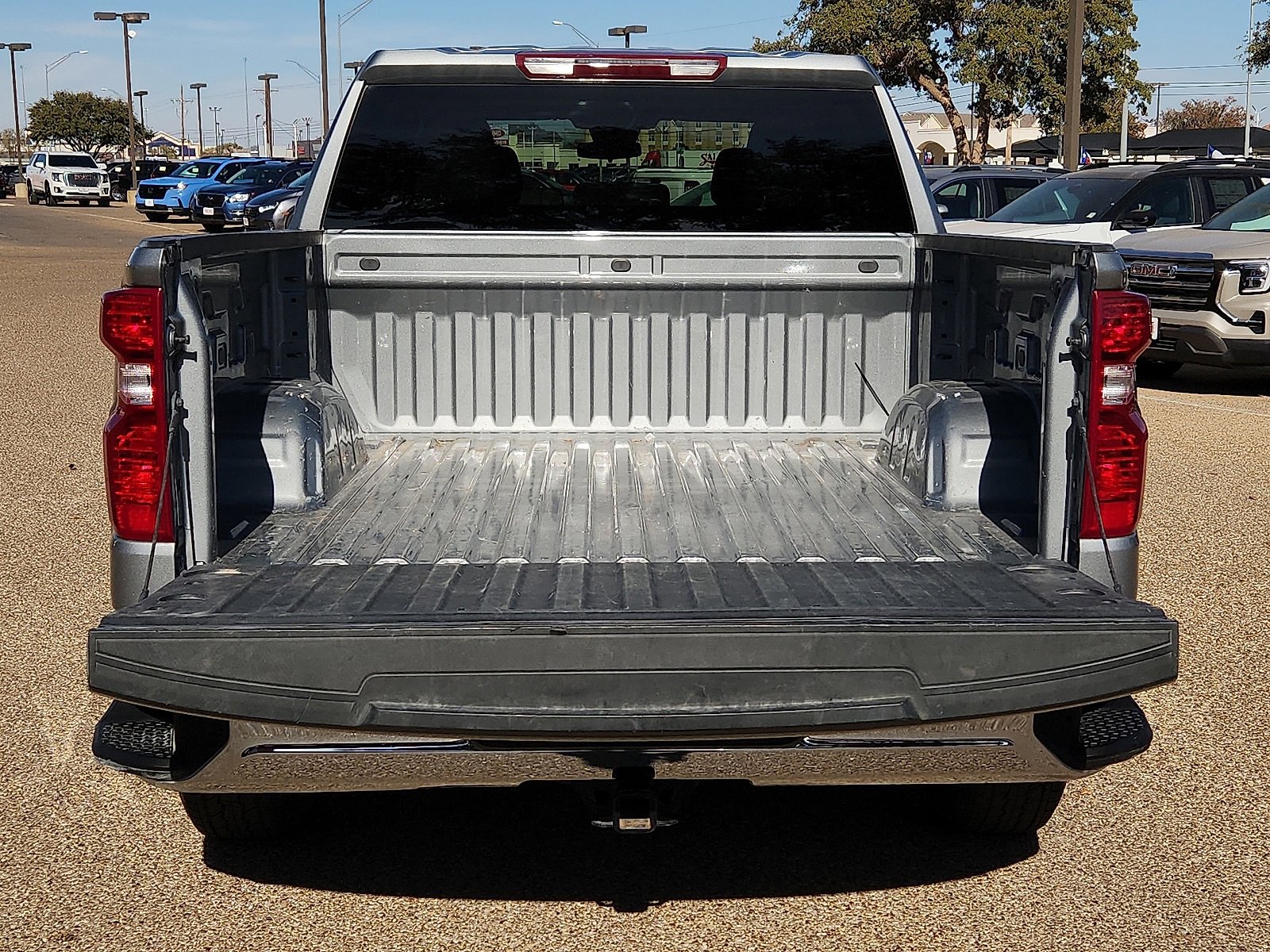 Used 2025 Chevrolet Silverado 1500 LT image 10