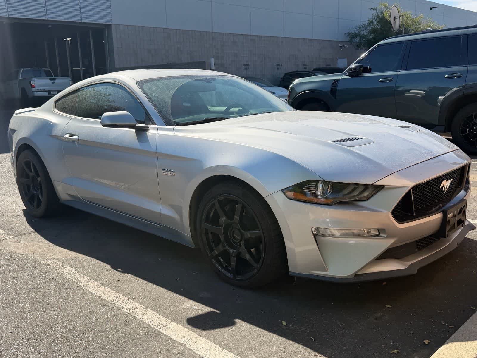 Used 2019 Ford Mustang GT Premium w/ Equipment Group 401A RWD image 4