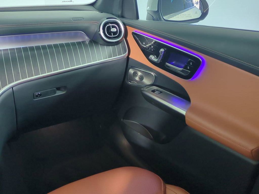 Used 2024 Mercedes-Benz GLC 300 4MATIC image 19