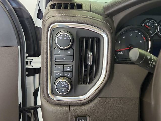 Used 2023 Chevrolet Silverado 2500 LT image 29