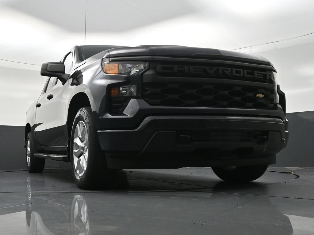 Used 2023 Chevrolet Silverado 1500 Custom RWD image 31