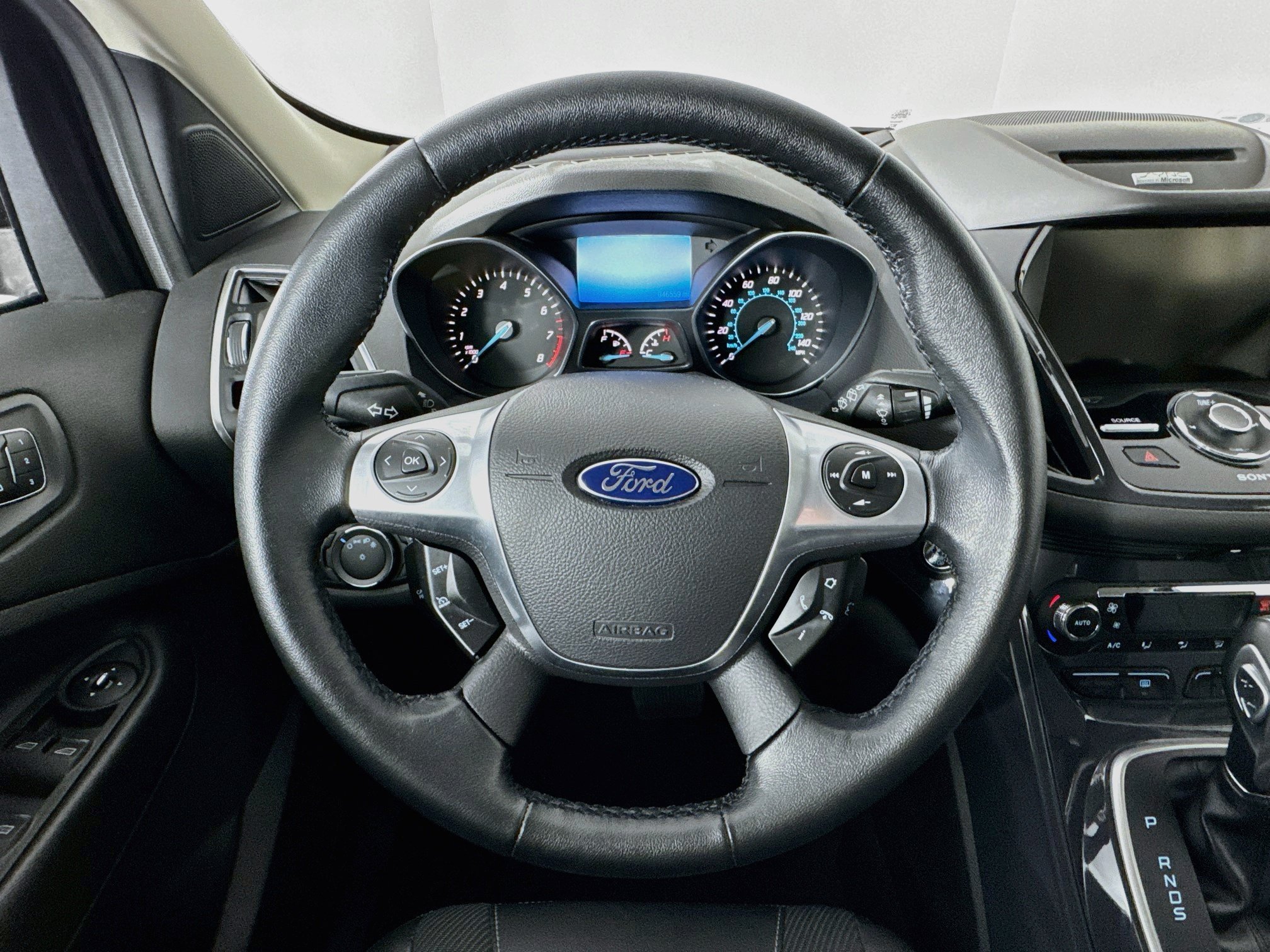 Used 2013 Ford Escape Titanium w/ Parking Technology Pkg FWD image 11