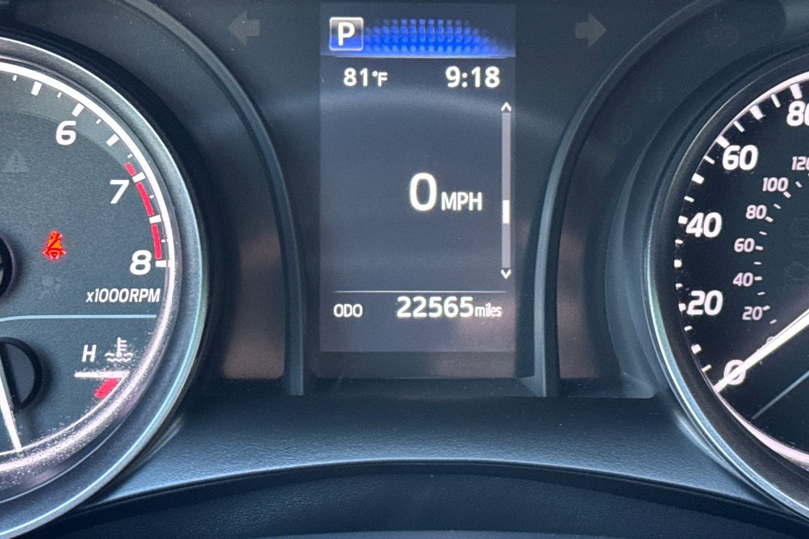 Used 2024 Toyota Camry SE image 25