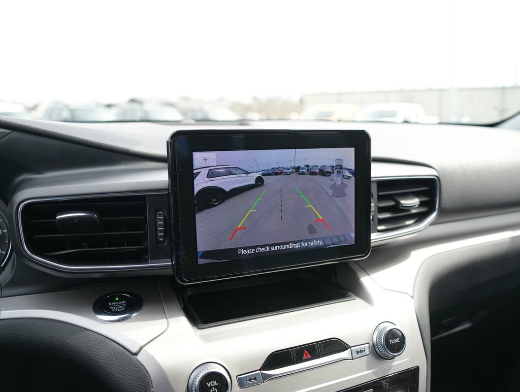 Used 2020 Ford Explorer XLT w/ Equipment Group 202A image 14