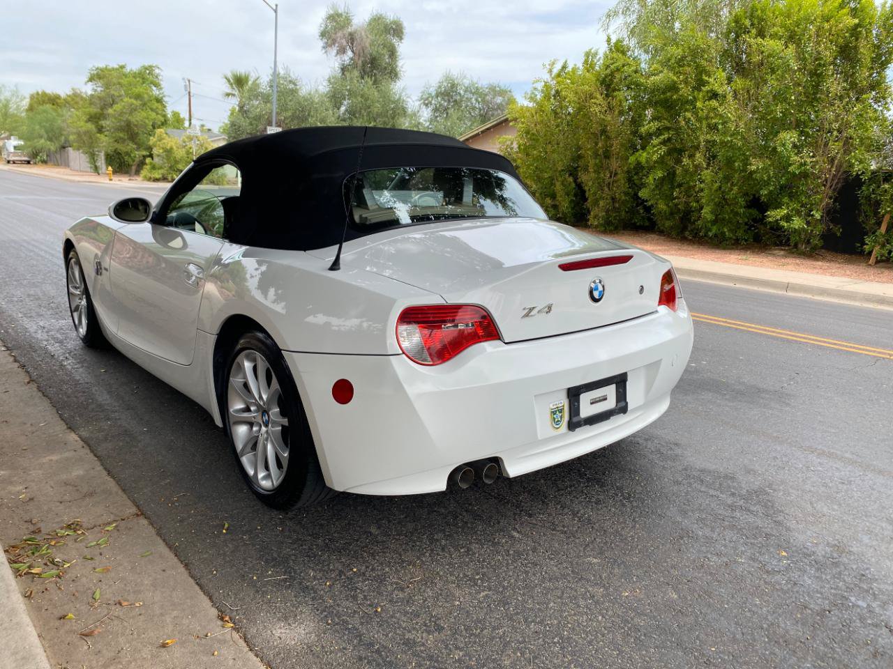 Used 2008 BMW Z4 3.0i RWD image 9