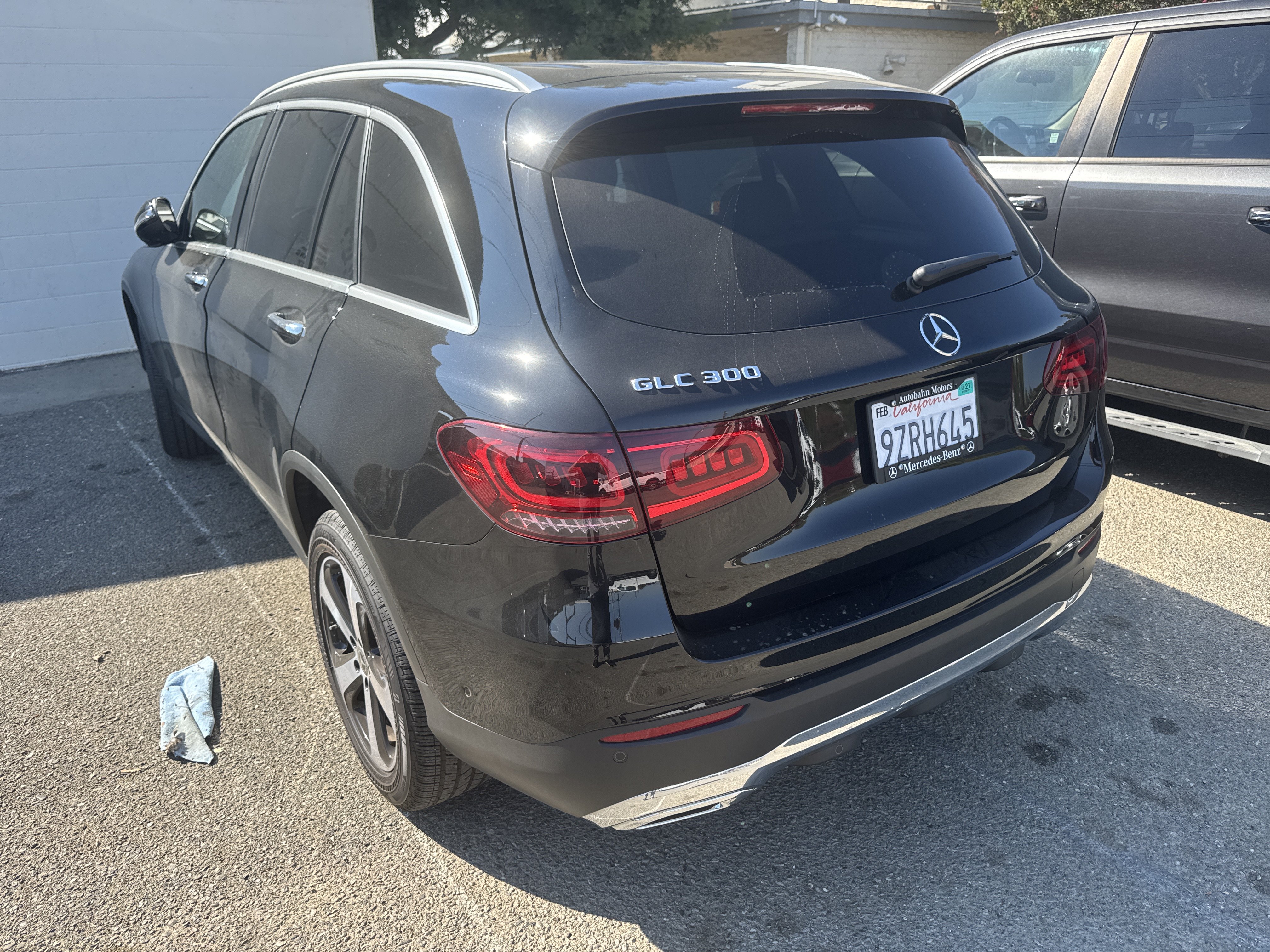Used 2021 Mercedes-Benz GLC 300 image 3