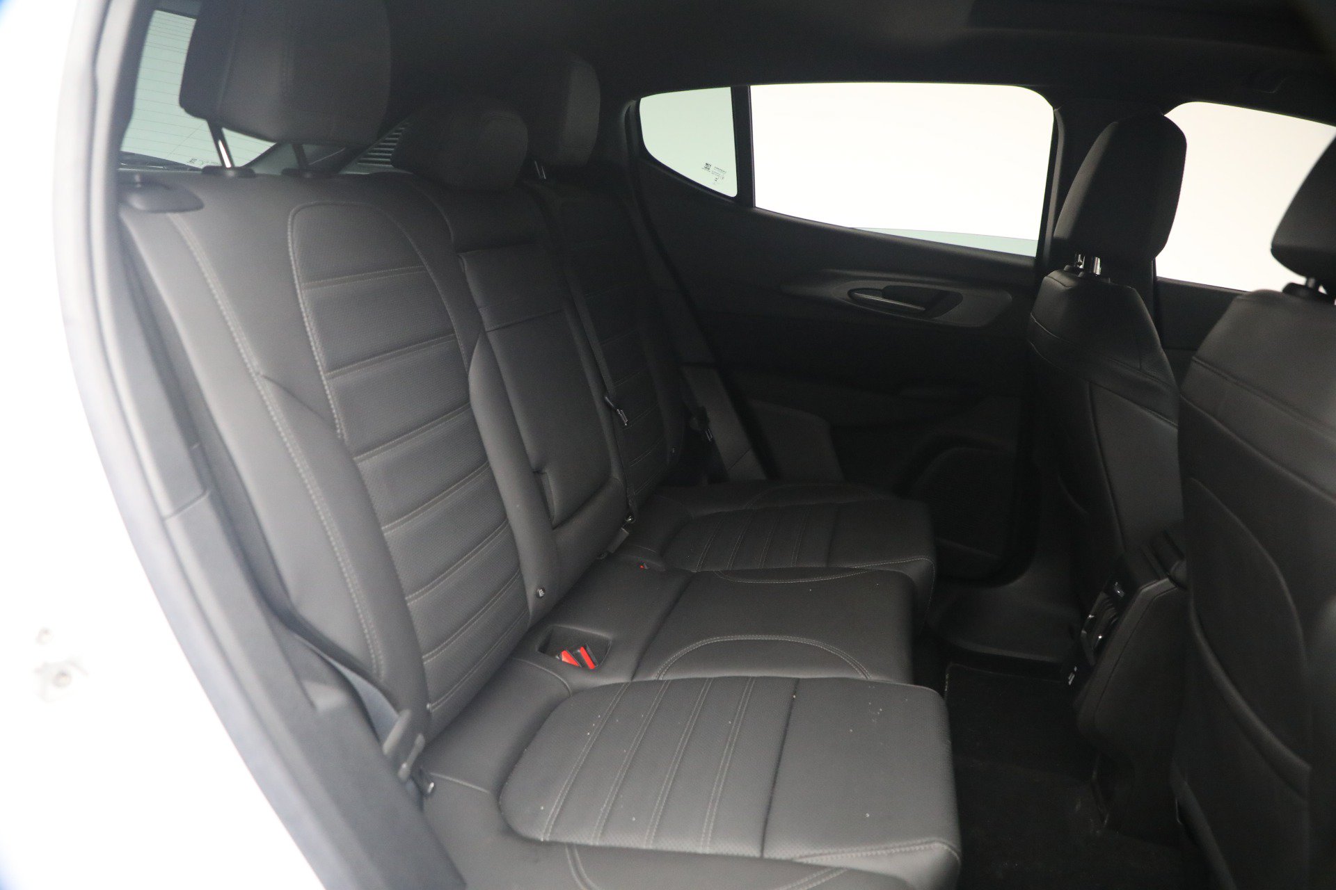 Used 2024 Alfa Romeo Tonale Ti w/ Premium Interior Package AWD/4WD image 19