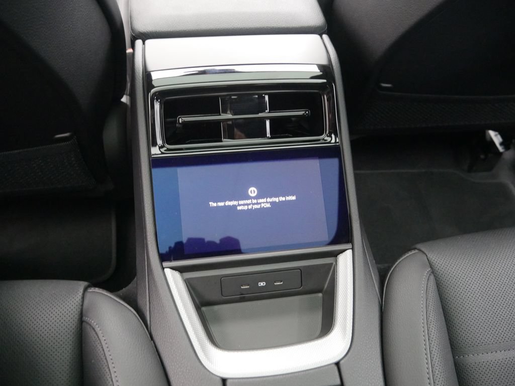 Certified 2026 Porsche Panamera 4 AWD/4WD image 32