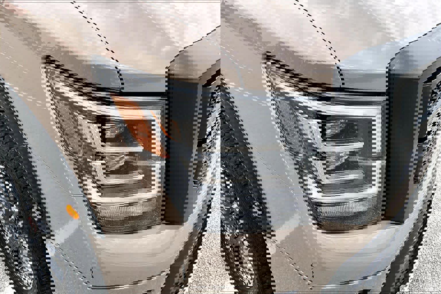 Used 2024 Nissan Titan PRO-4X w/ Pro-4x Convenience Package image 28