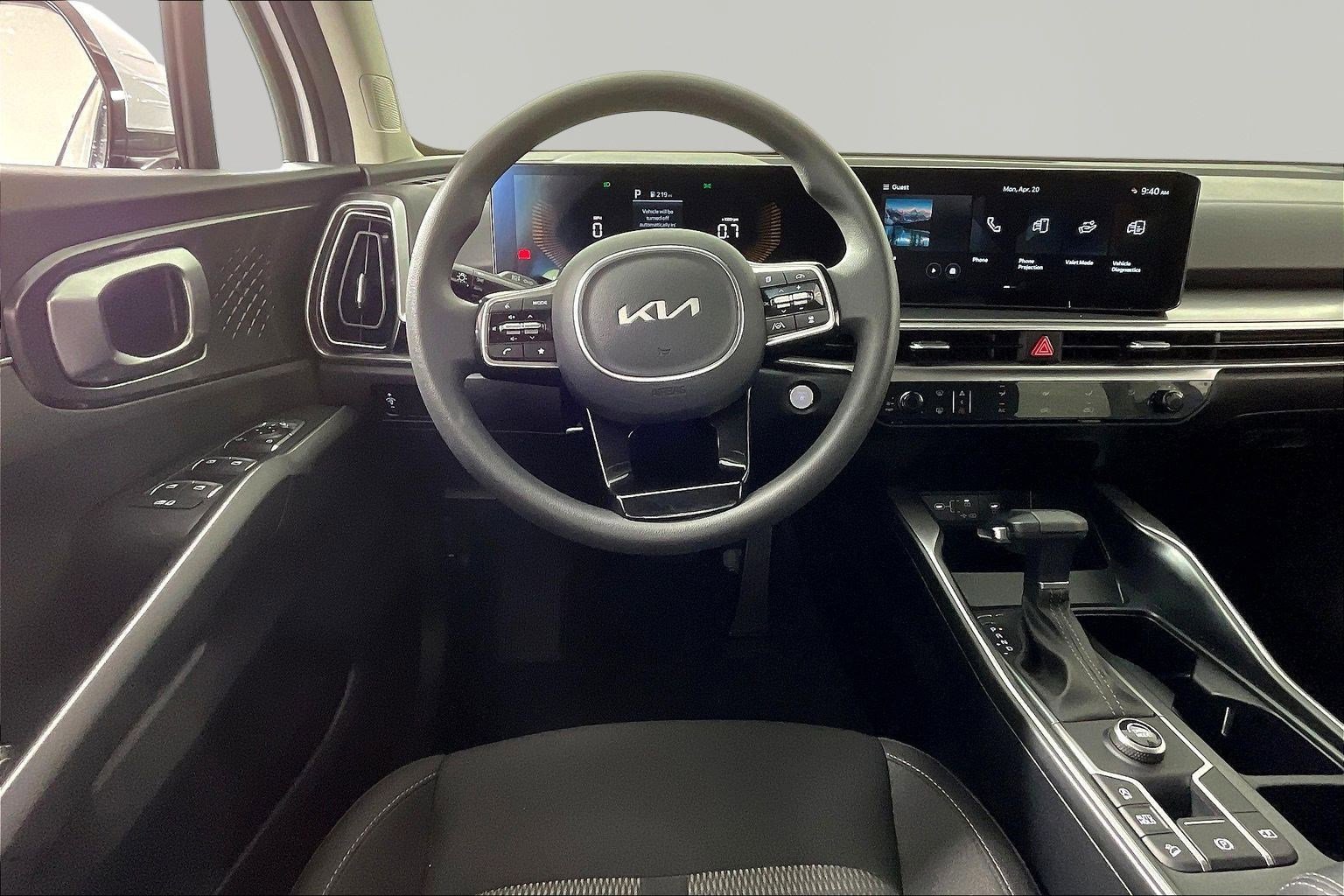 Certified 2025 Kia Sorento LX FWD image 8