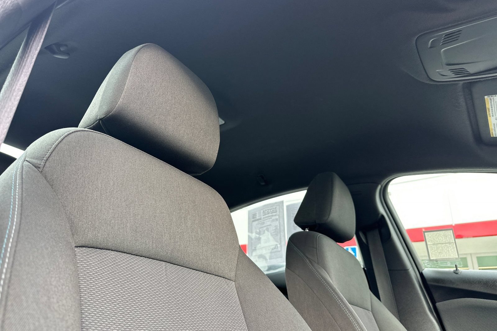 Used 2018 Chevrolet Cruze LT w/ RS Package FWD image 17