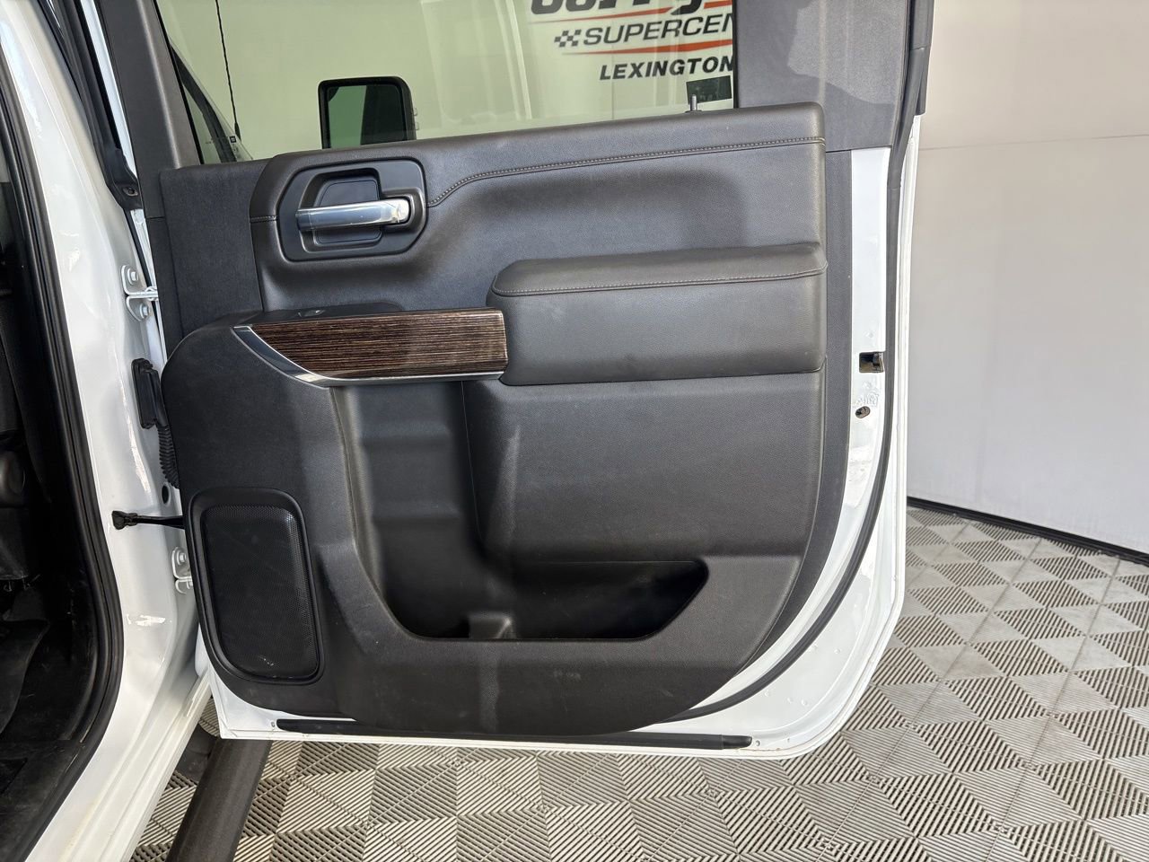 Used 2023 GMC Sierra 2500 SLE w/ SLE Convenience Package AWD/4WD image 21