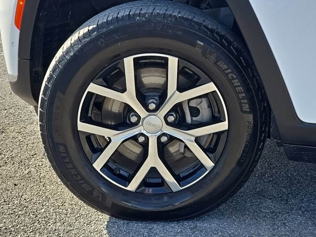 Used 2024 Jeep Grand Cherokee L Limited w/ Luxury Tech Group II AWD/4WD image 10