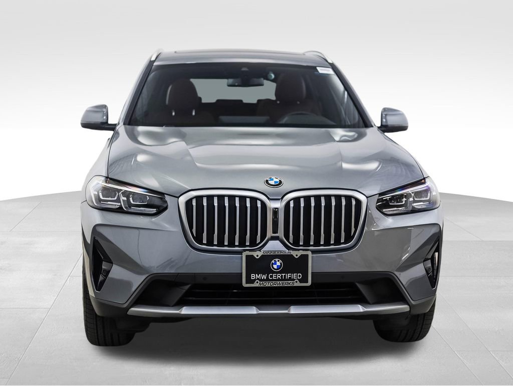 Certified 2024 BMW X3 xDrive30i w/ Premium Package image 8