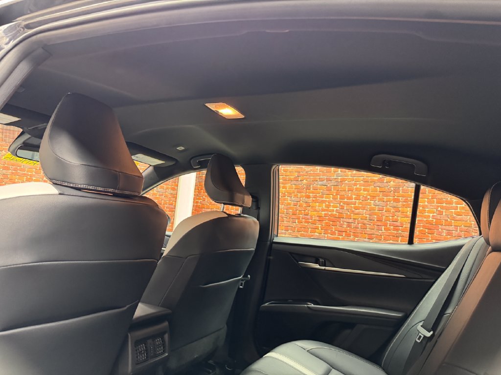 Used 2025 Toyota Camry SE FWD image 24