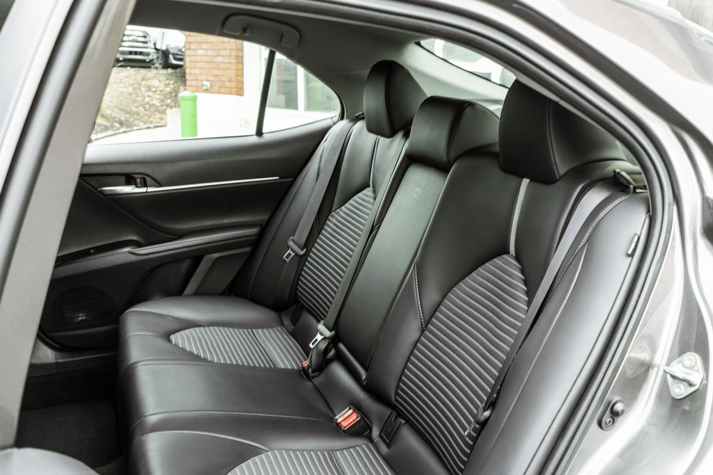 Used 2020 Toyota Camry SE image 27