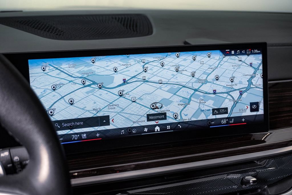 Used 2024 BMW X7 xDrive40i image 23