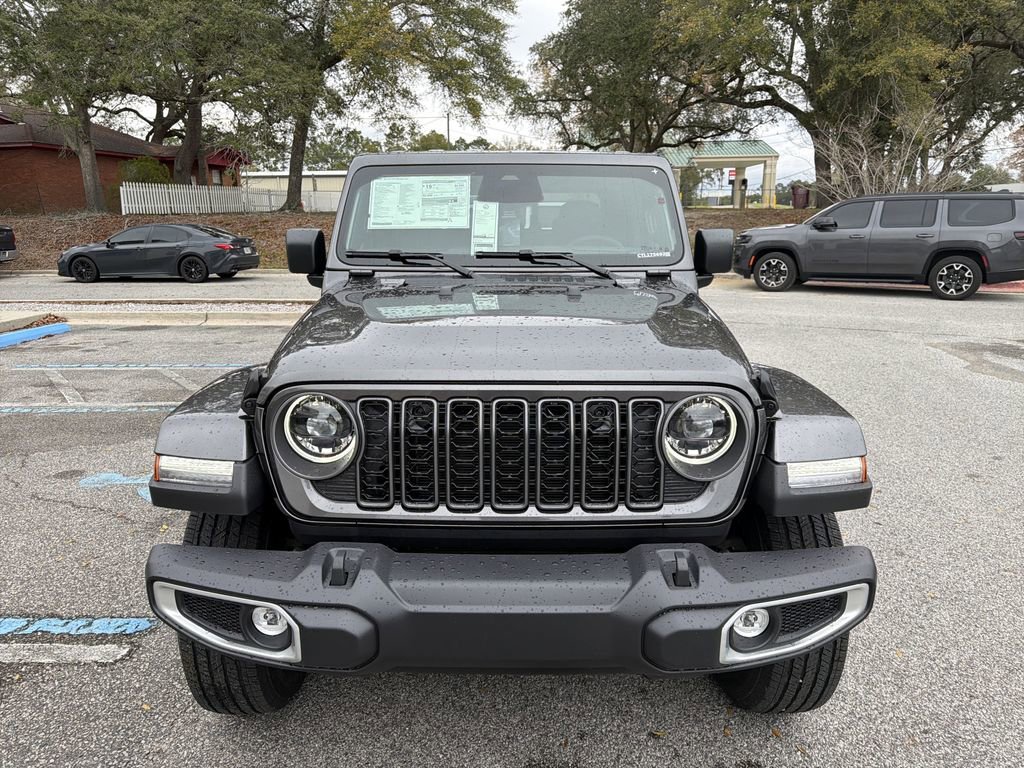 New 2026 Jeep Gladiator Sahara image 10
