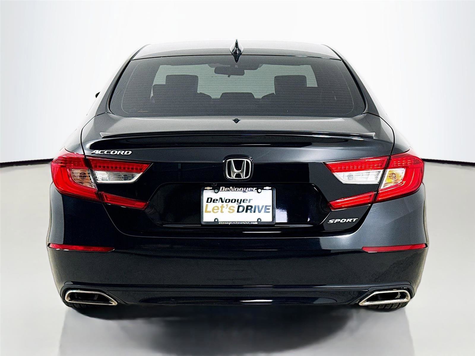 Used 2022 Honda Accord Sport image 7