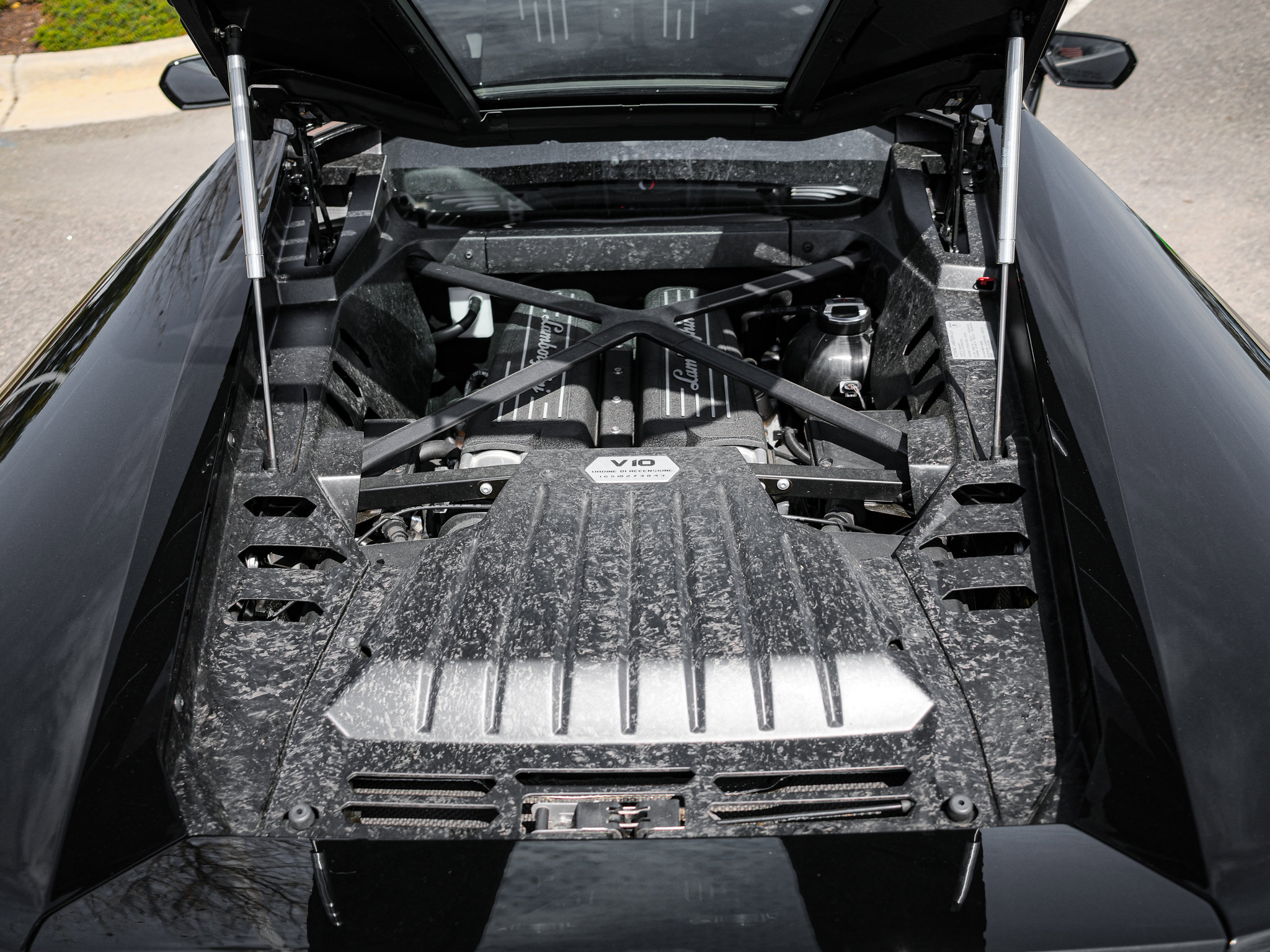 Used 2019 Lamborghini Huracan LP 580-2 image 31