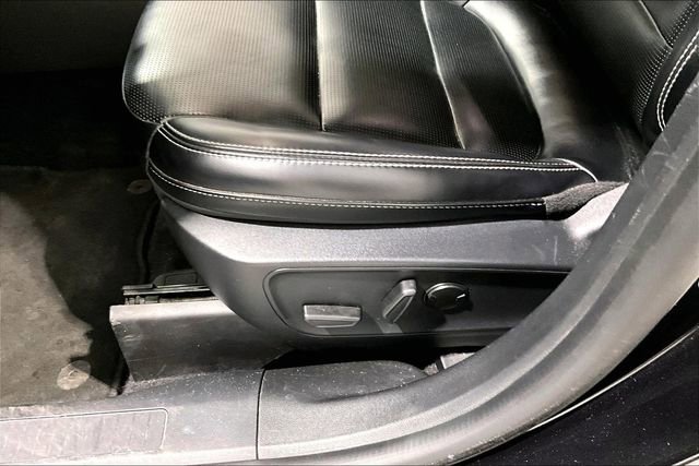 Used 2024 Ford Escape Platinum AWD/4WD image 19