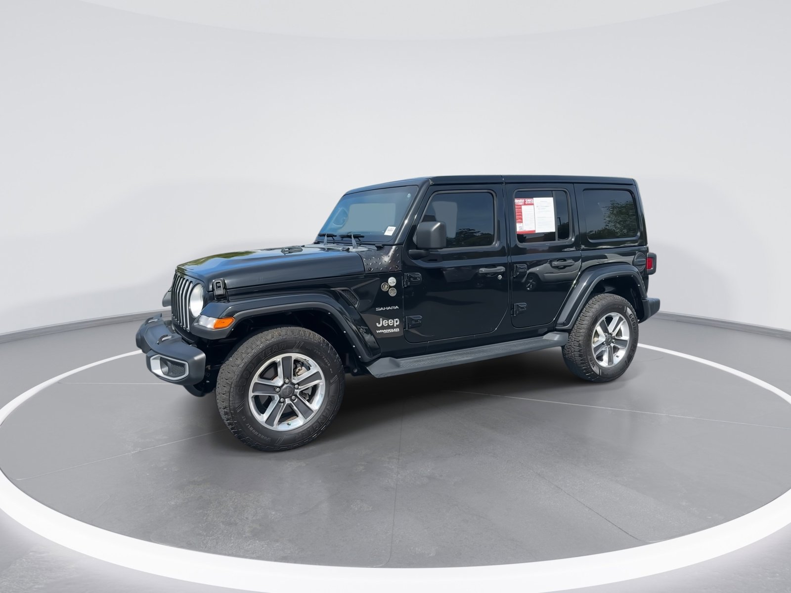Used 2022 Jeep Wrangler Unlimited Sahara AWD/4WD image 5