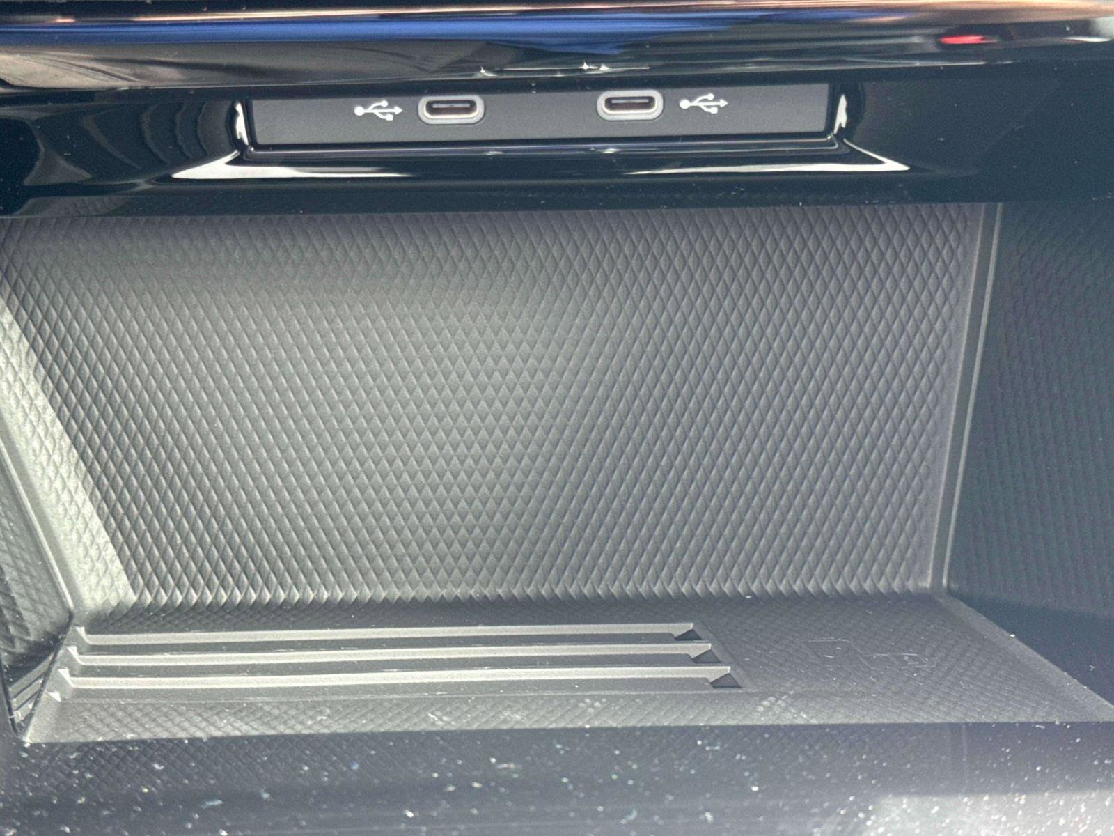 New 2025 Volkswagen GTI SE image 20