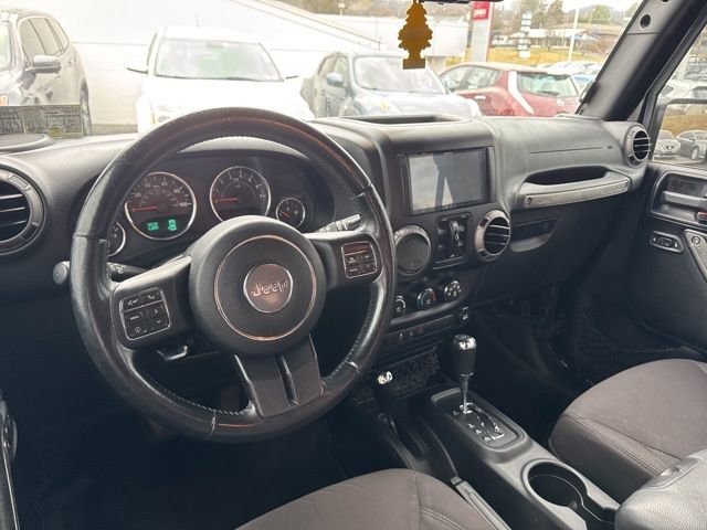 Used 2015 Jeep Wrangler Unlimited Sport w/ Quick Order Package 24S AWD/4WD image 12