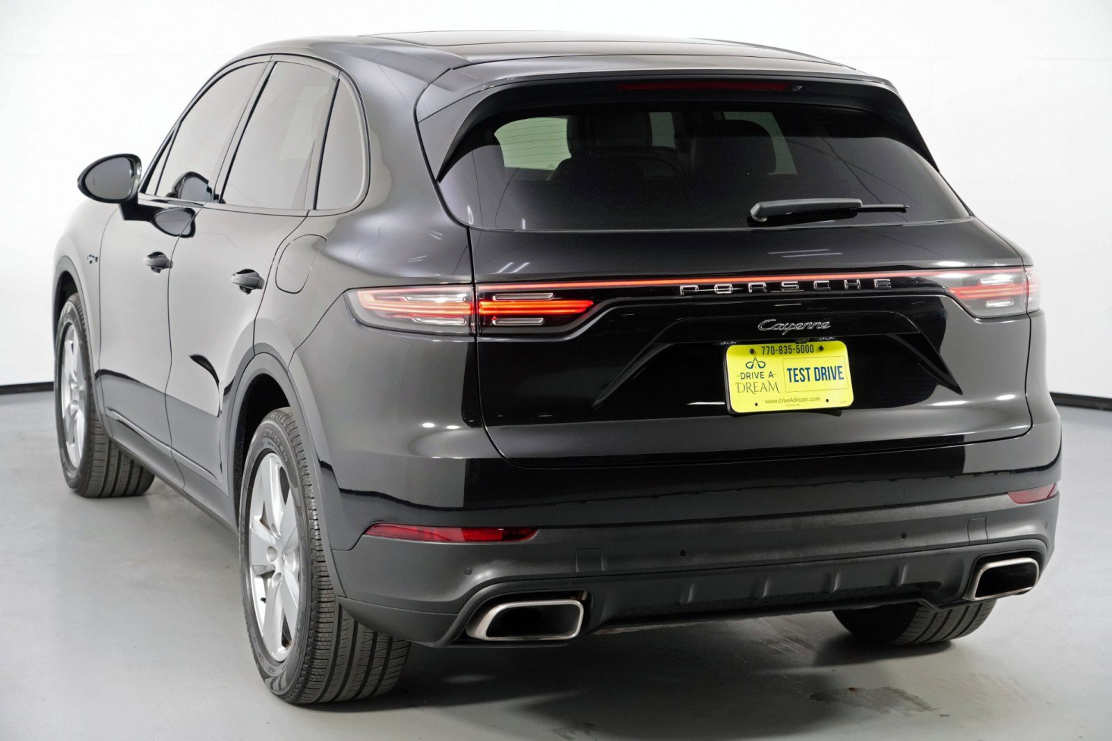 Used 2020 Porsche Cayenne E-Hybrid w/ Premium Package image 50