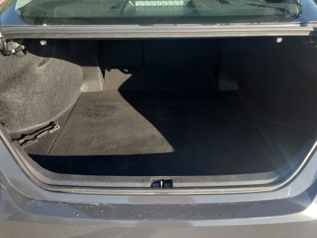 Used 2025 Toyota Camry LE FWD image 29