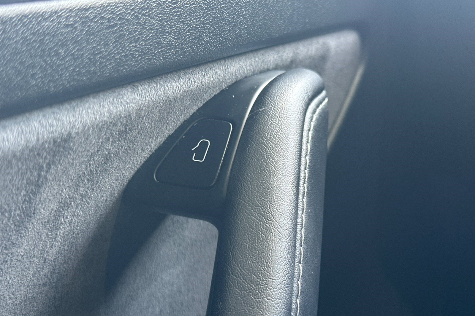 Used 2022 Tesla Model 3 RWD image 36