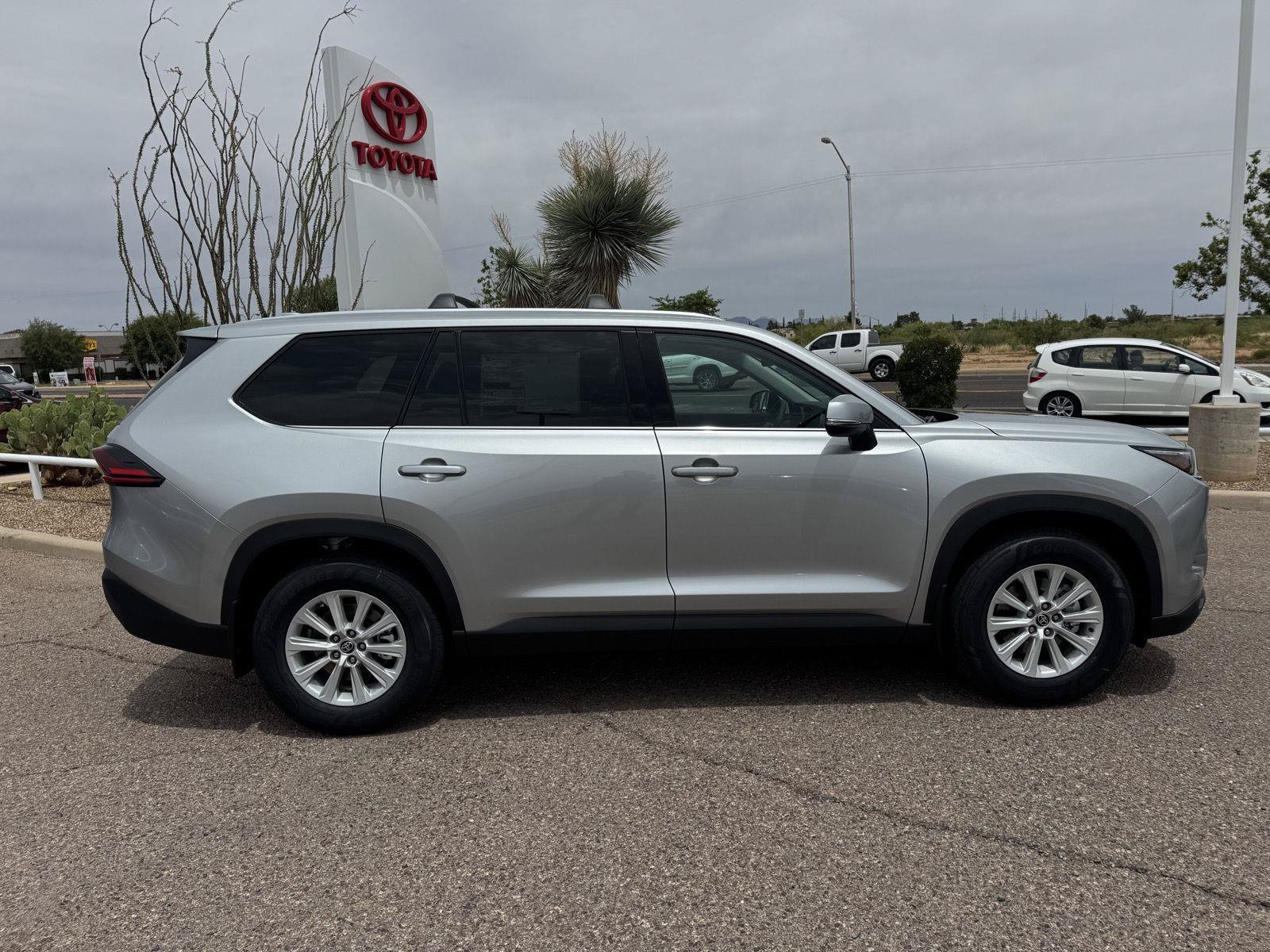New 2026 Toyota Grand Highlander AWD image 9