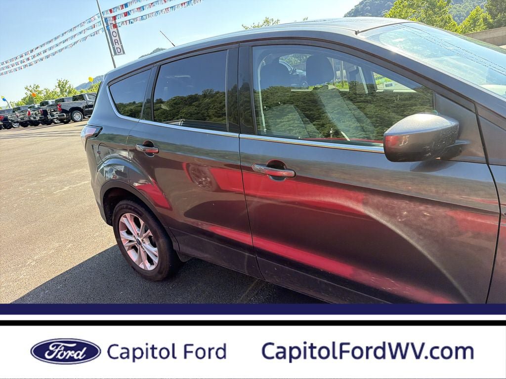 Used 2017 Ford Escape SE