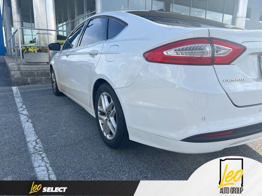 Used 2013 Ford Fusion SE FWD image 4