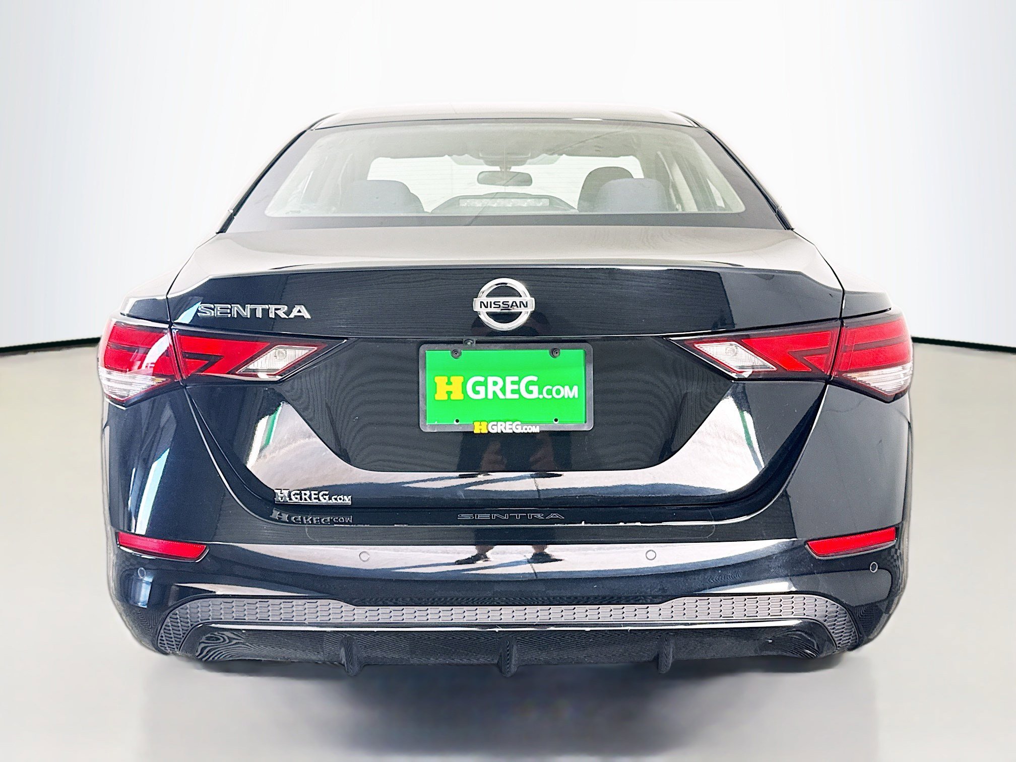 Used 2022 Nissan Sentra S image 8