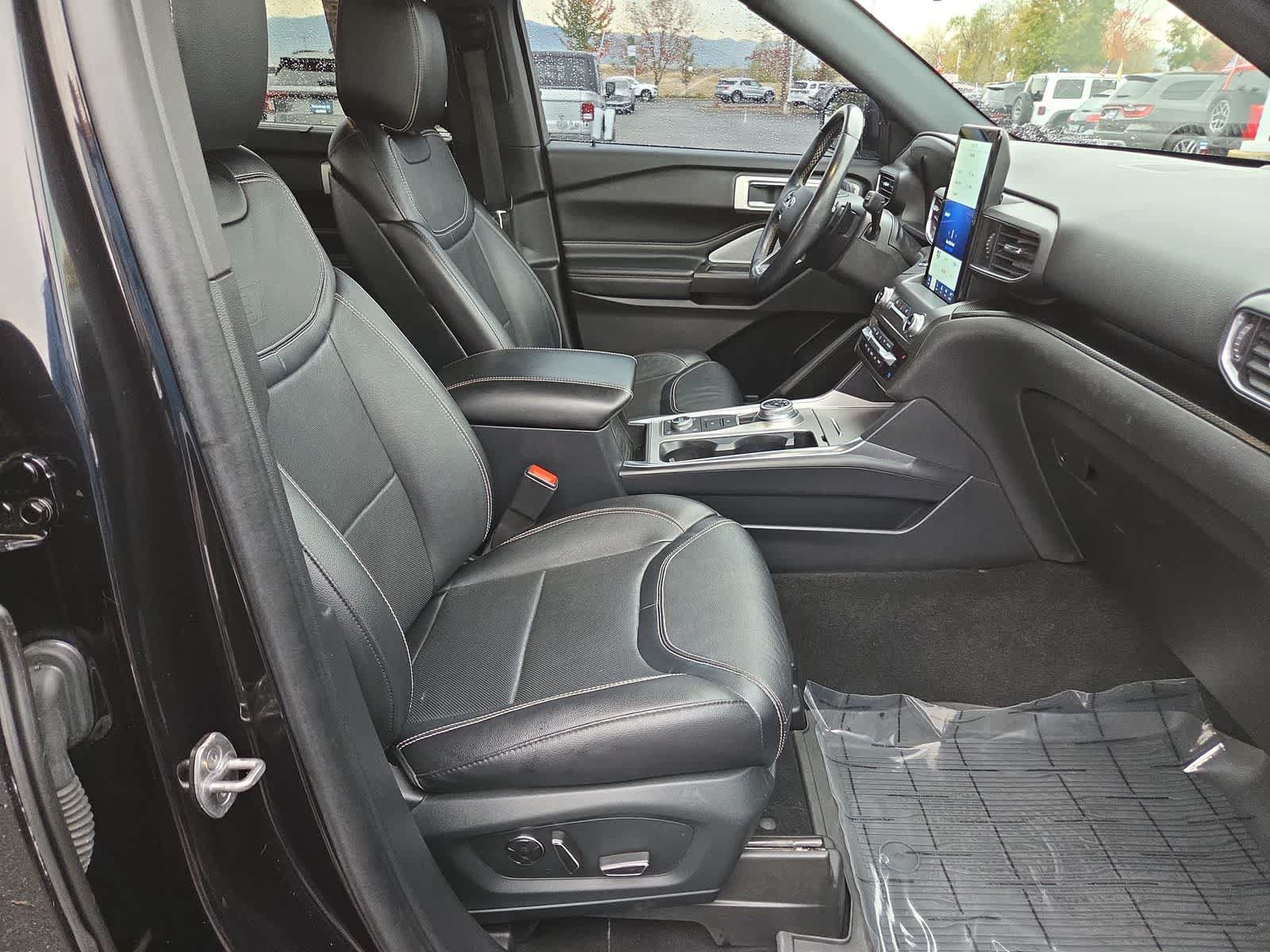 Used 2020 Ford Explorer ST w/ Premium Technology Package AWD/4WD image 22
